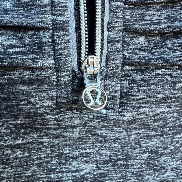 Lululemon Run Your Heart Out Half Zip Pullover Ruffle Detail Jacket Grey, Size 4 - Picture 6 of 10